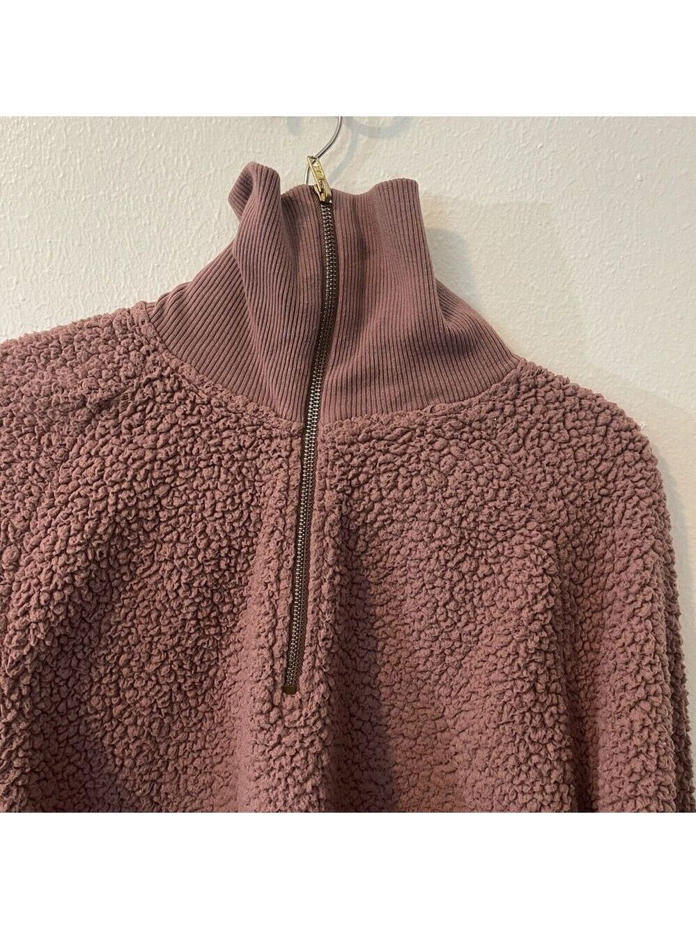 Victoria Secret Pink 1/4 Zip Cropped Pullover Mauve Sherpa Sweater Jacket Sz M - Picture 1 of 8